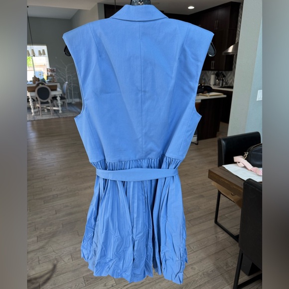 Alexis Cyrus Mini - Picture 3 of 6